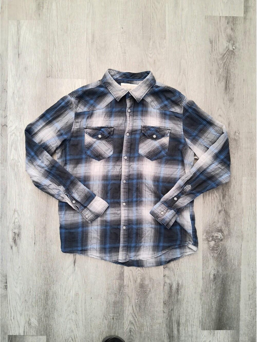 Aeropostale Men's Lg Blue Plaid Long Sleeve 100% Cotton Snap button Casual Shirt